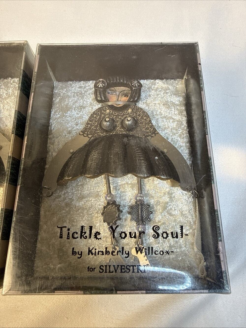 Kimberly Willcox Tickle Your Soul Silvestri Drawer Dangling Legs Pull NIP